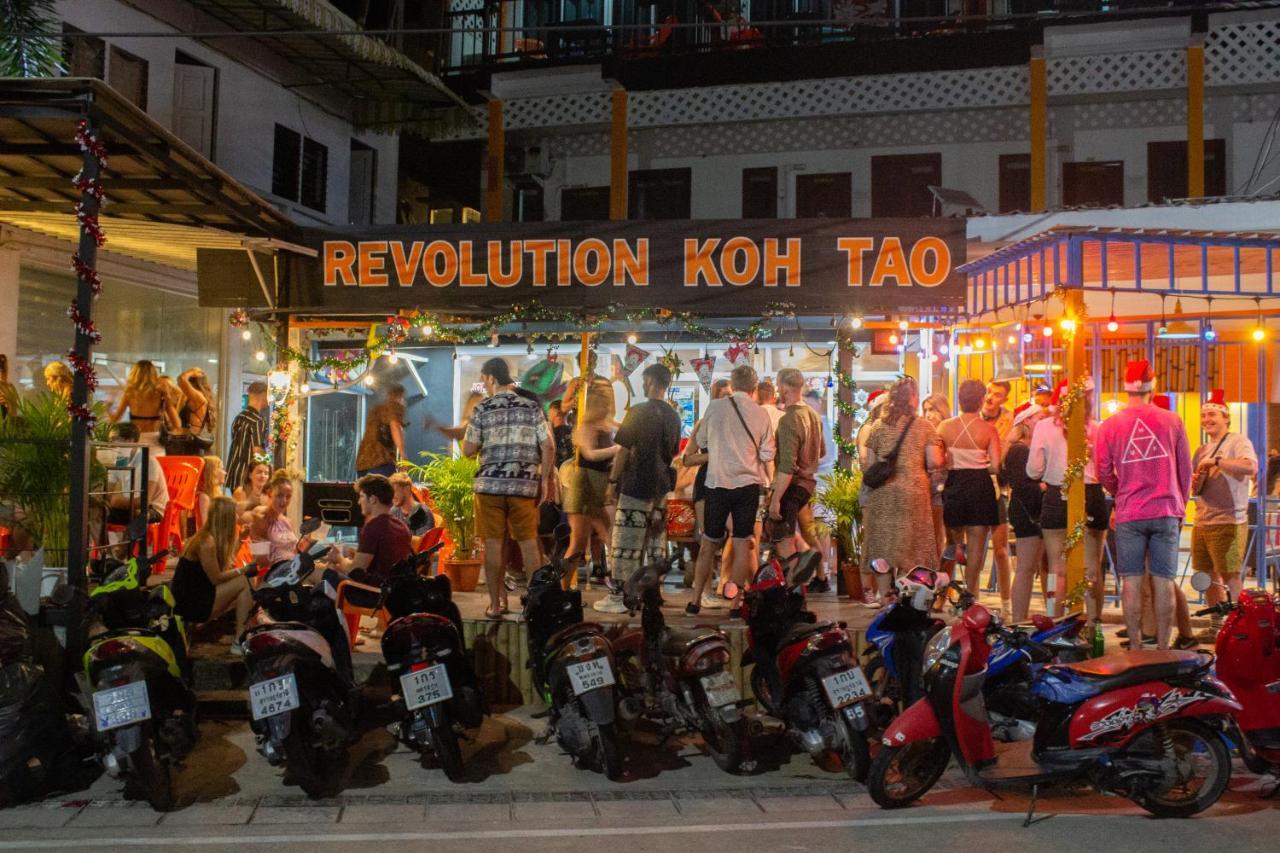 Revolution Koh Tao Hostel Buitenkant foto